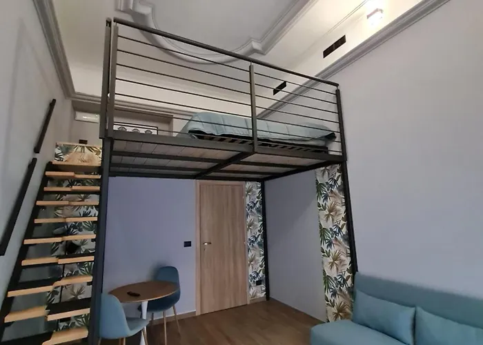 Moddy's Loft Apartment
